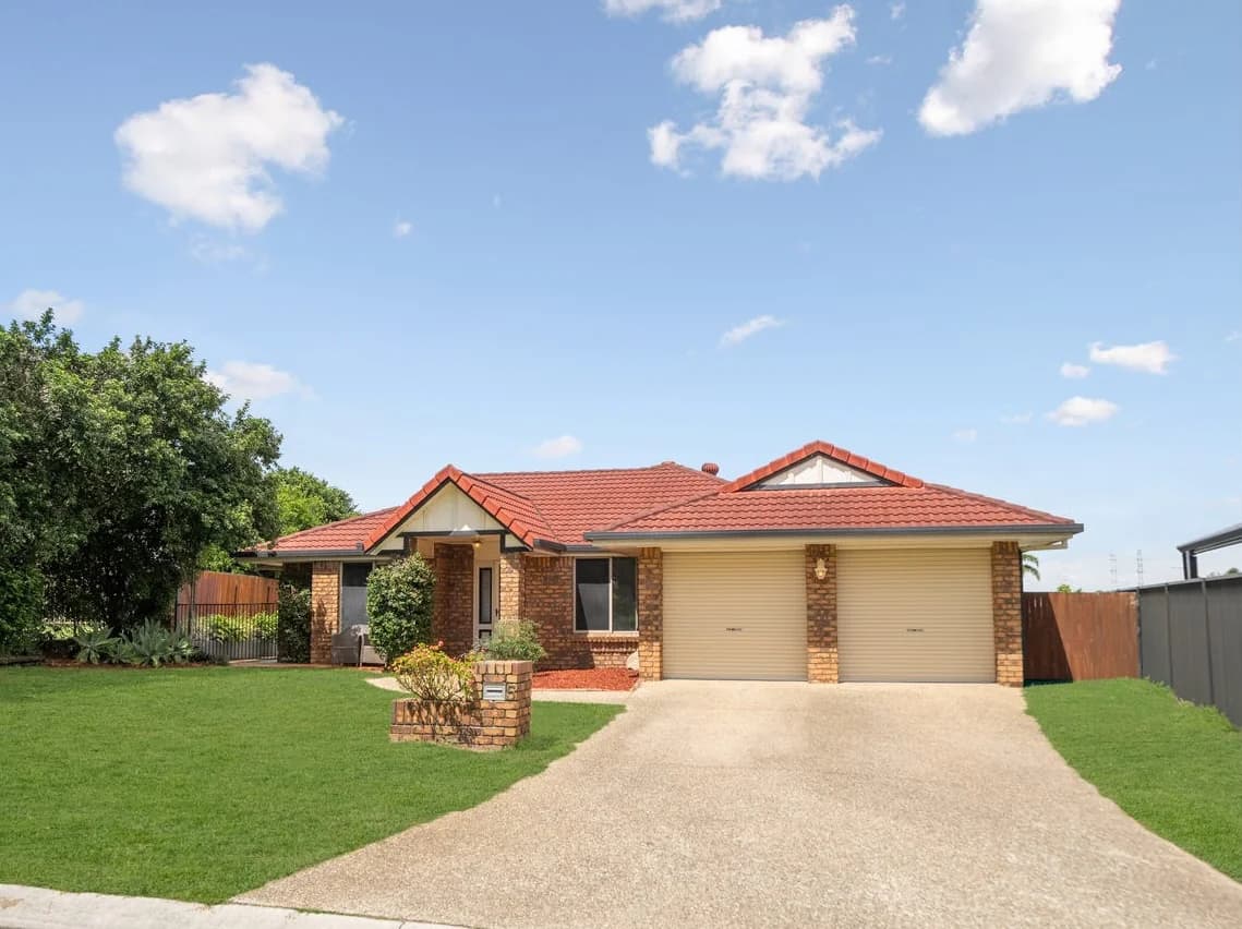 House in Bracken Ridge