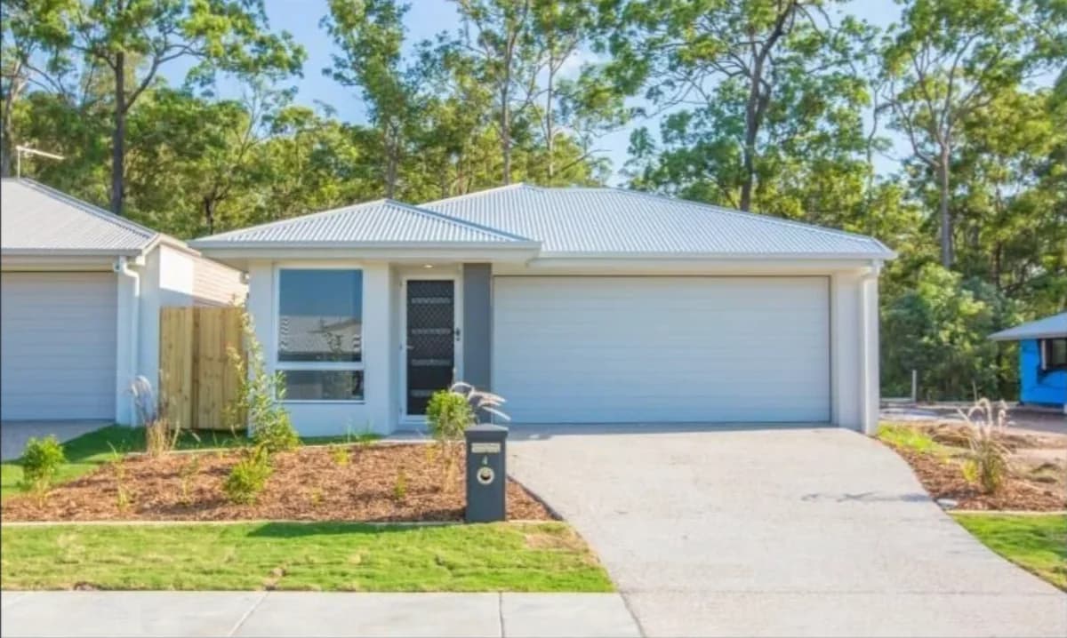 House in Pimpama