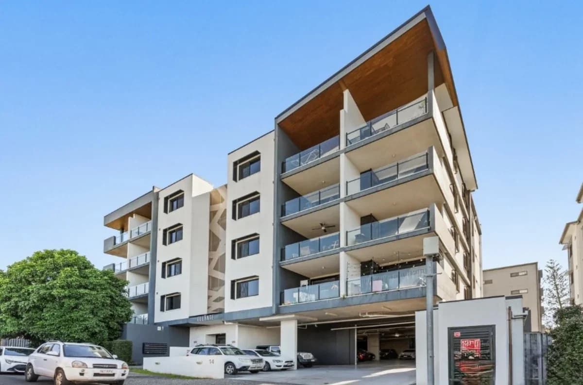 Off Market Apartment in Windsor