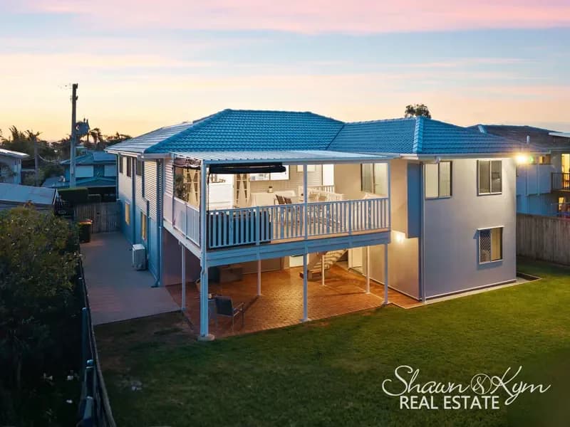 House in Manly West