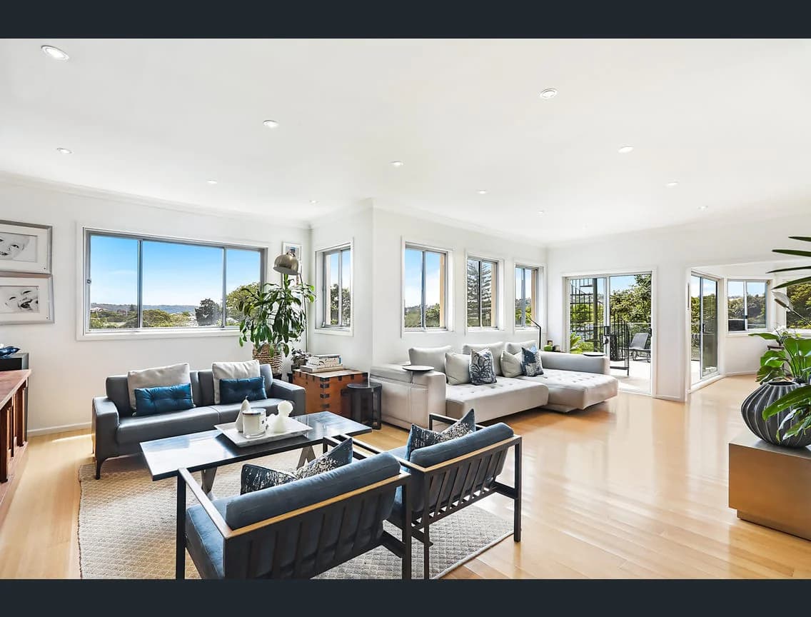 Spacious House in Bellevue Hill