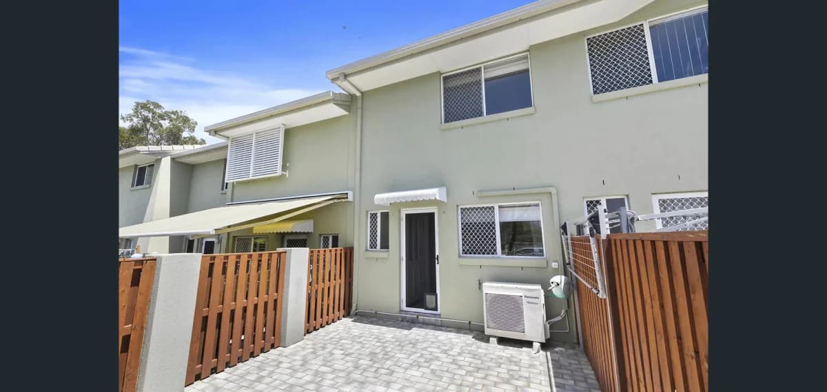 FHB Townhouse on the Beach