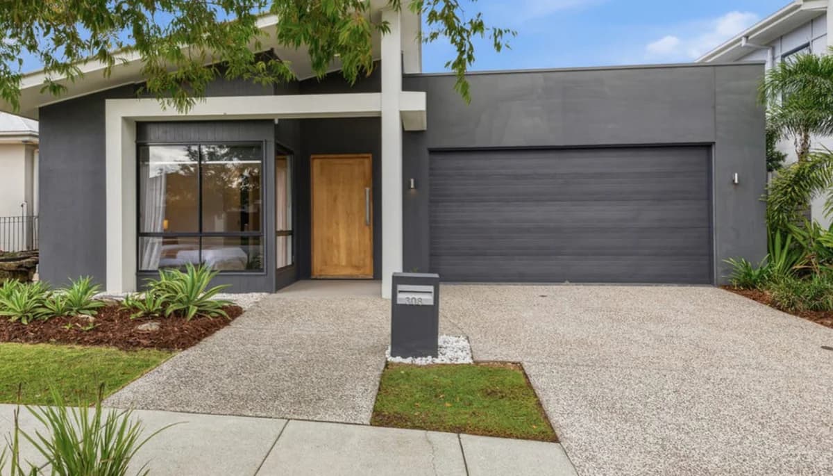 House in Upper Kedron