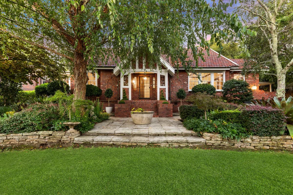 Buying and Selling in Today’s Market: What You Need to Know